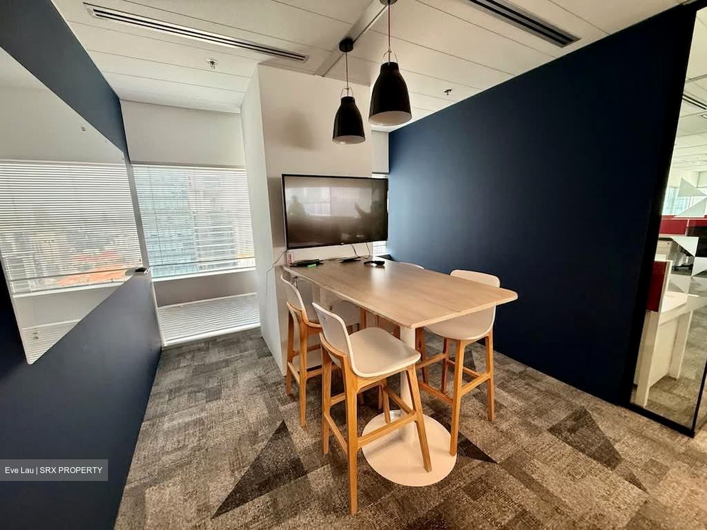 Gateway East (D7), Office #603565631